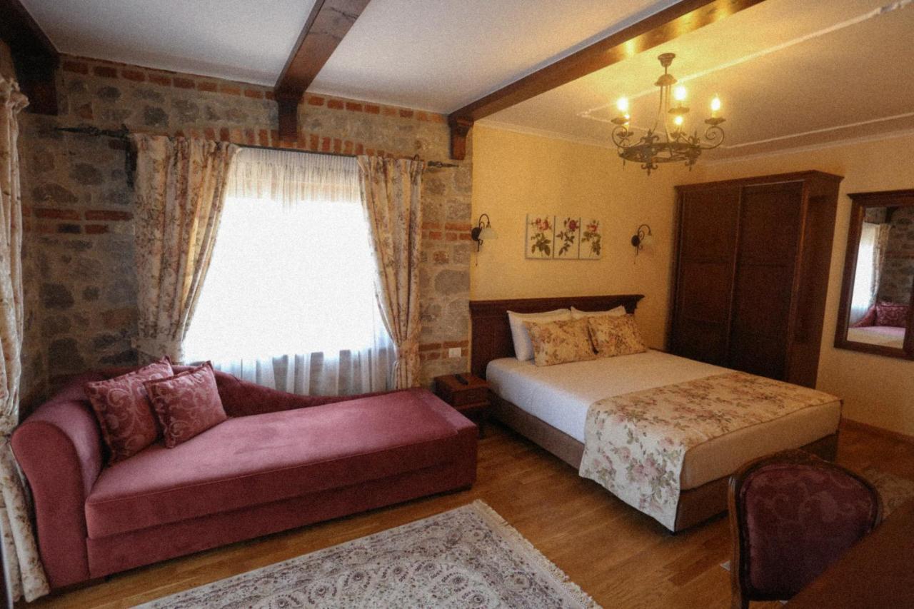 Vila Dante Boutique Hotel Tushemisht Εξωτερικό φωτογραφία