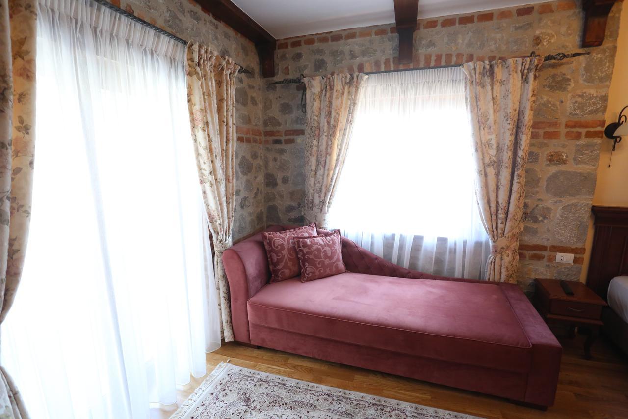 Vila Dante Boutique Hotel Tushemisht Εξωτερικό φωτογραφία